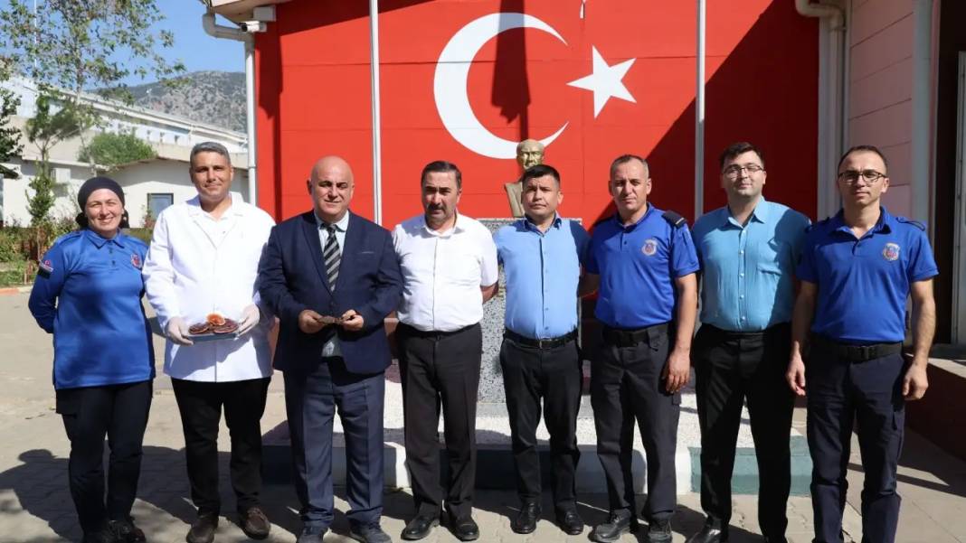 Adana’da Cezaevinde Kilogramı 15 Bin TL’lik Mantar Üretiliyor! 4